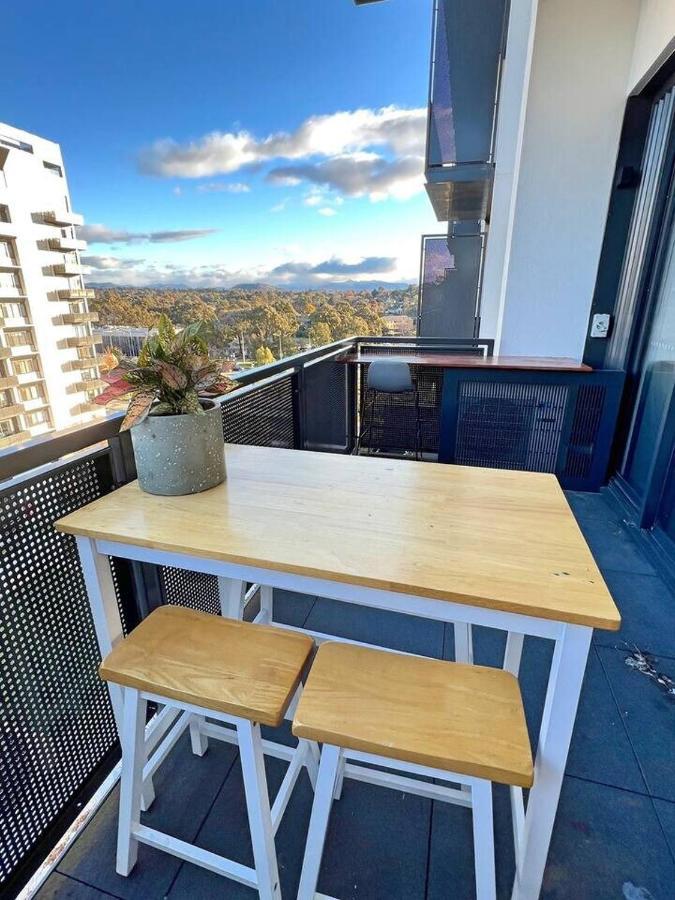 Industrial yet Modern, 1bd 1bth Apt - Woden Phillip Exterior foto